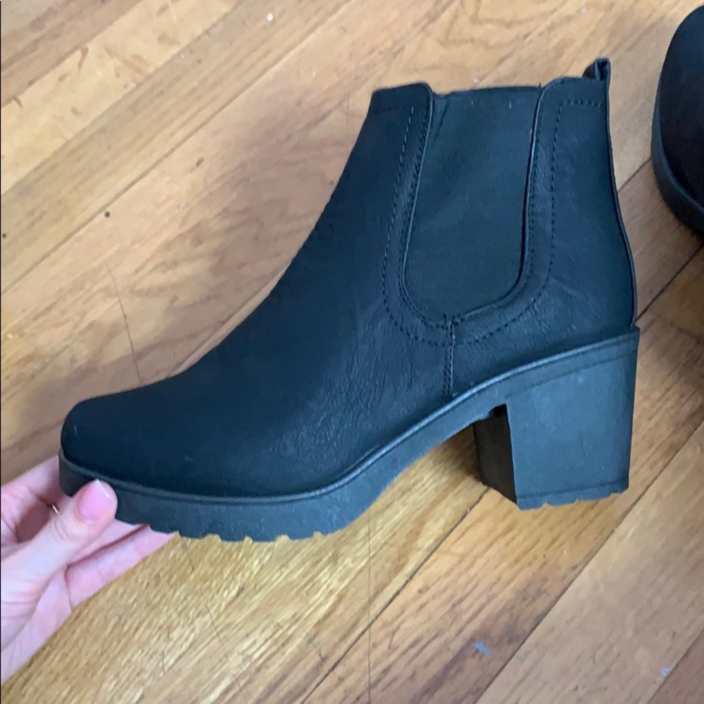 Black Chelsea Ankle Boots